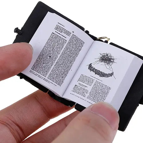 ✝️Readable Mini Holy Bible Keychain